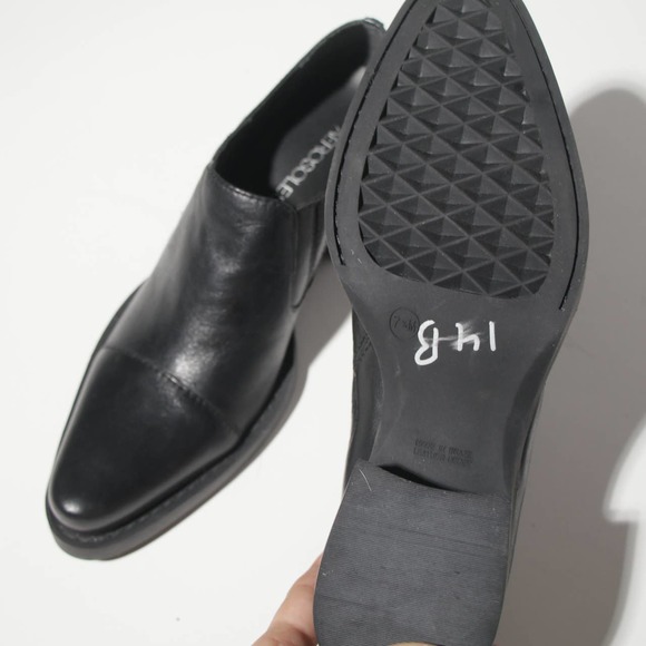 POINTED LEATHER SLIP-ON LOAFERS - Picture 10 of 10